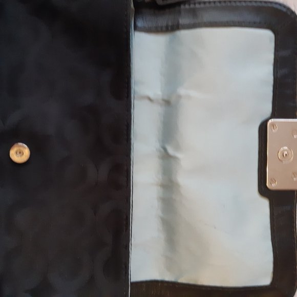 Coach small black Clutch with strap - Picture 2 of 7